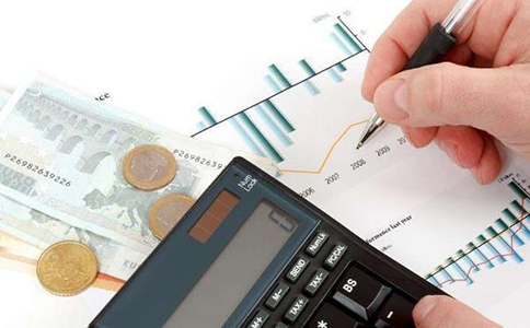 財(cái)務(wù)報(bào)表審計(jì)報(bào)告的費(fèi)用是多少？